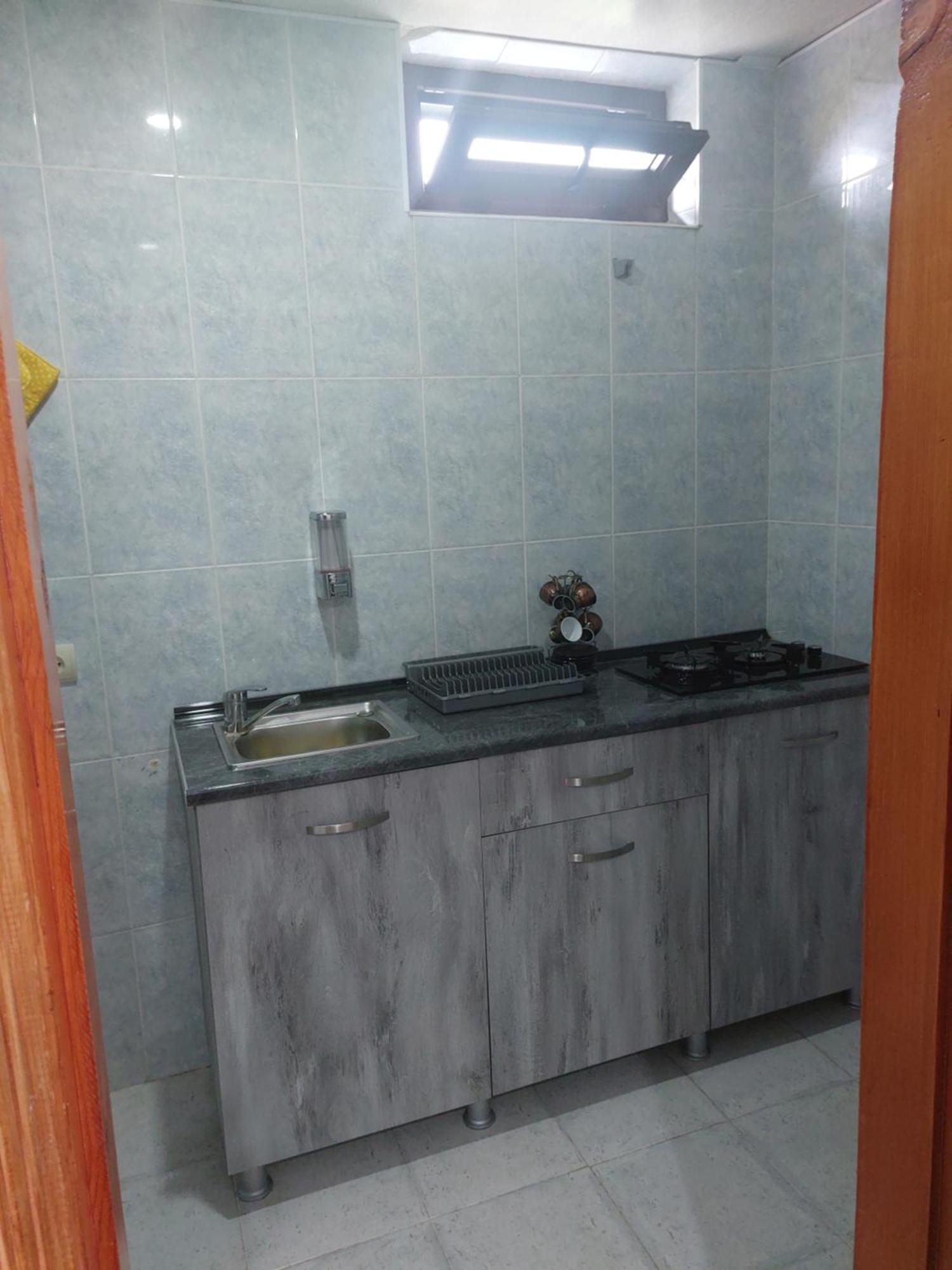 Sunny House Kobuleti 호텔 객실 사진