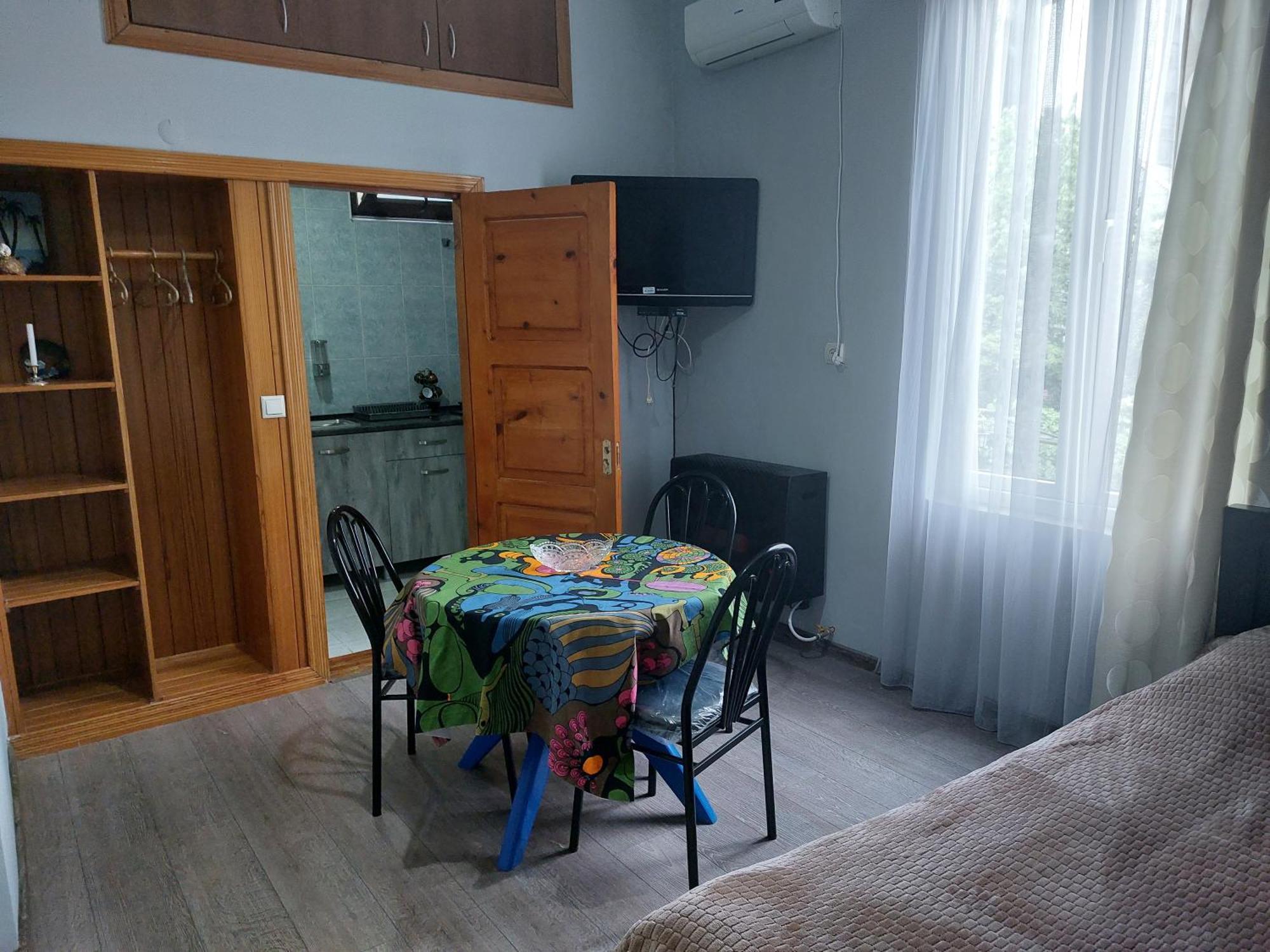 Sunny House Kobuleti 호텔 객실 사진